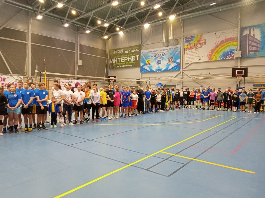 ФОТОРЕПОРТАЖ: 21 января в Гатчине прошел турнир по волейболу памяти Богданова. 