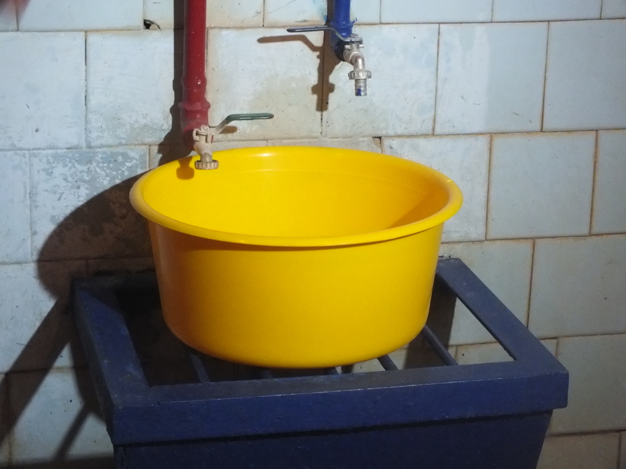 В Дружной Горке и в Гатчине отключат холодную воду