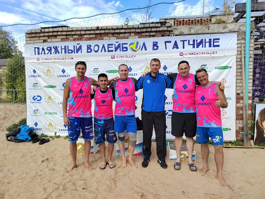 Открытый чемпионат Гатчины по пляжному волейболу назвал своих героев