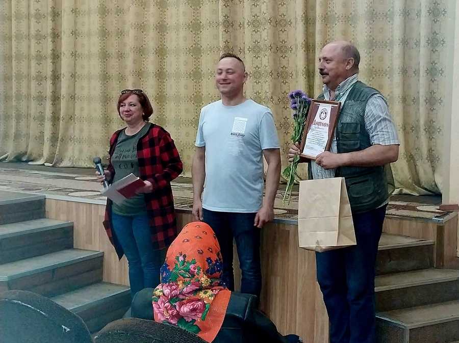 Овациями и цветами благодарили артистов  гатчинского театра на международном  фестивале