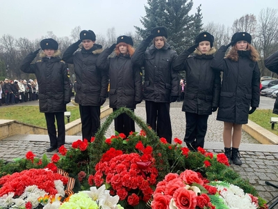 ВИДЕО. День неизвестного солдата отметили в Гатчинском округе