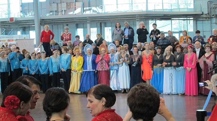 Танцоры Школы третьего возраста из Гатчины приняли участие в международном форуме