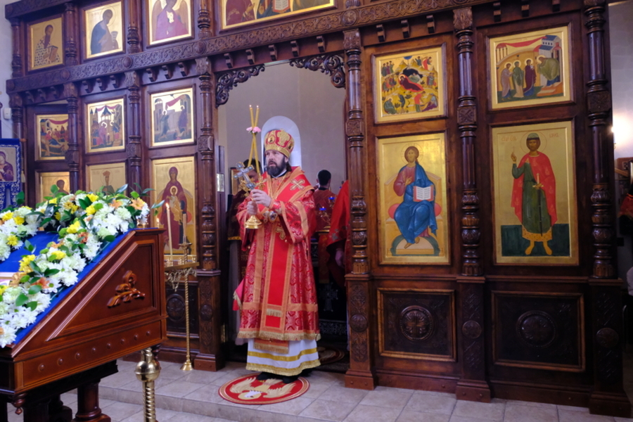 В праздник пророка Божия Илии епископ Митрофан совершил Литургию в Успенском храме деревни Вохоново