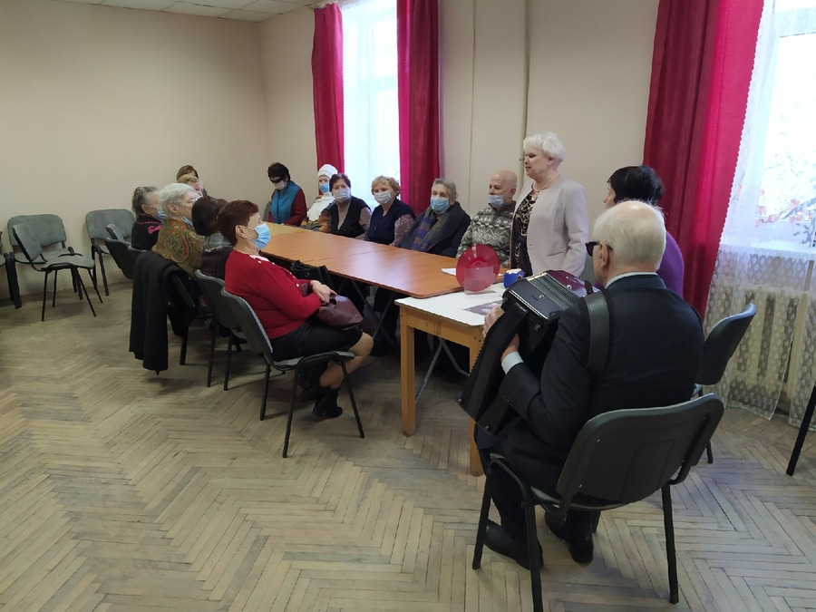 В Гатчине прошла встреча в литературной гостиной общества слепых