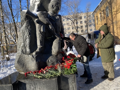 Митинг, посвященный 32 годовщине вывода войск из Афганистана