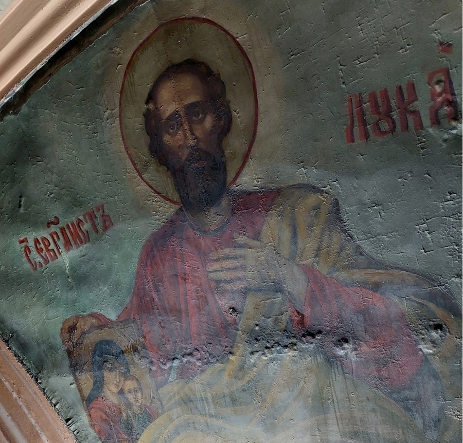 В Павловском соборе Гатчины восстанавливают иконостас и живопись