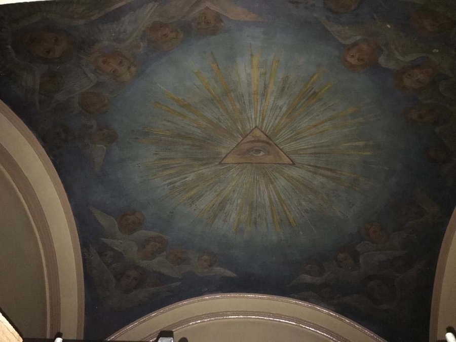 В Павловском соборе Гатчины восстанавливают иконостас и живопись