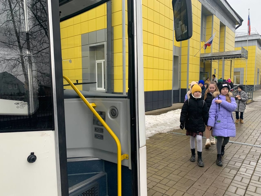Ленобласть получит 40 новых школьных автобусов 