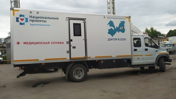 Передвижная амбулатория приедет к жителям четырех деревень Гатчинского района