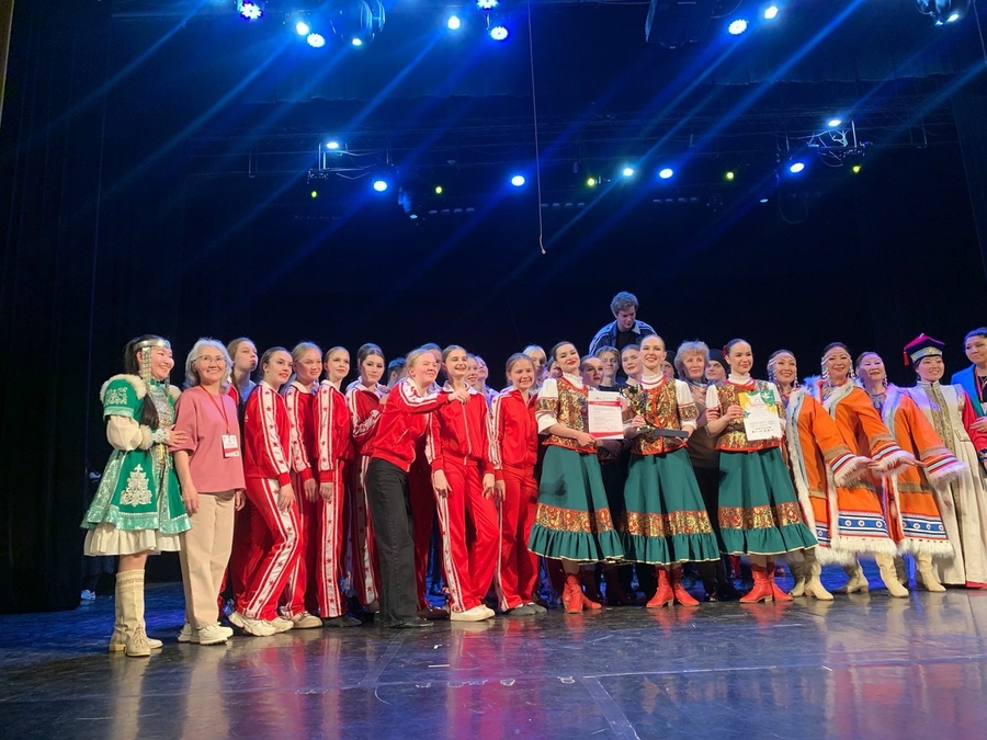 Ансамбль танца из Коммунара получил гран-при Международного конкурса 