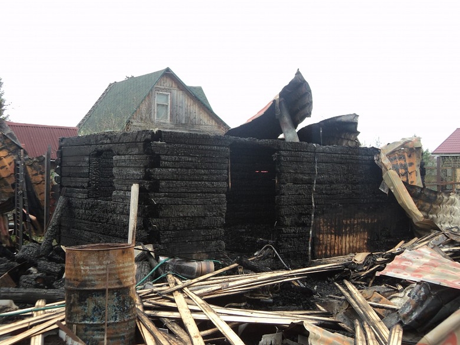 5 бань сгорели за неделю в Гатчинском районе