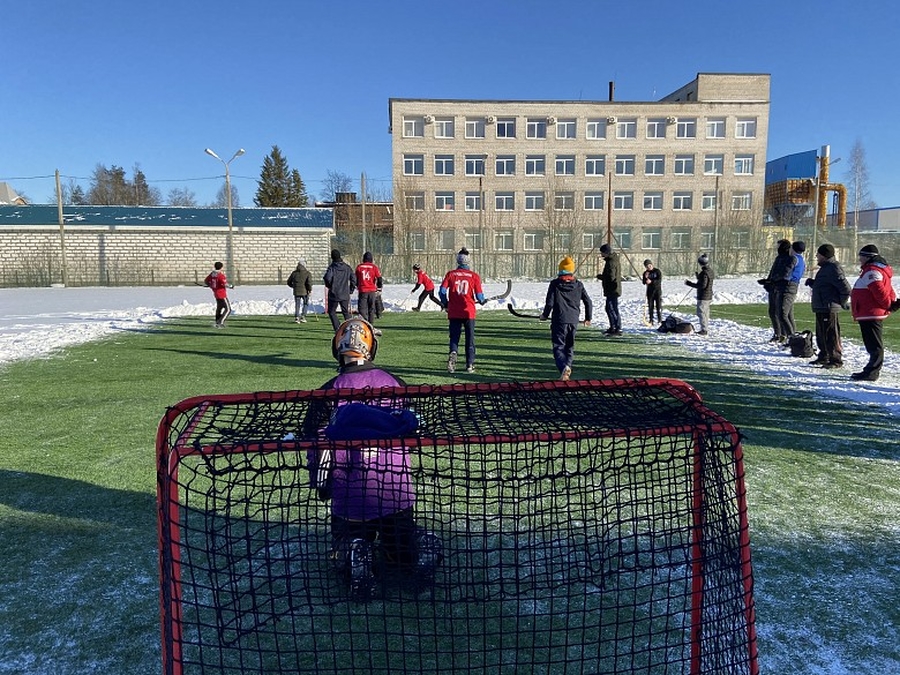 Юные хоккеисты из Гатчинского района поймали зиму