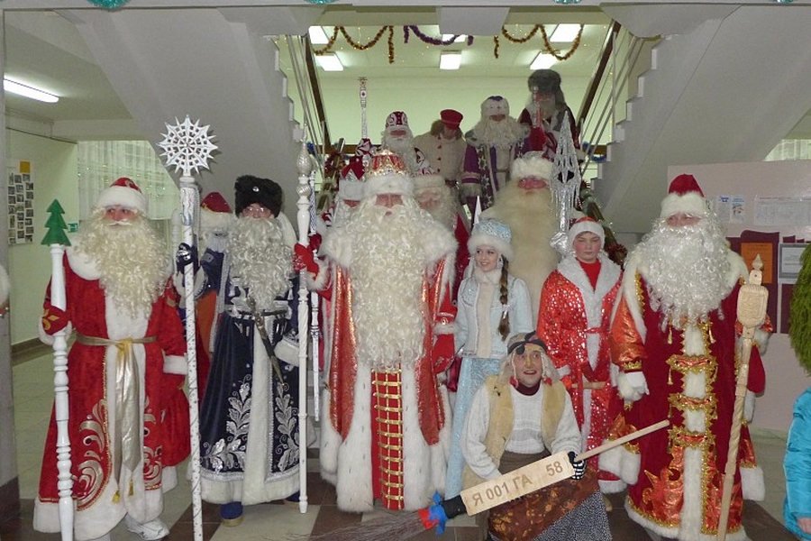 Всемирный Казачий Дед Мороз побывал на ХV фестивале «Олонецкие игры Дедов Морозов»