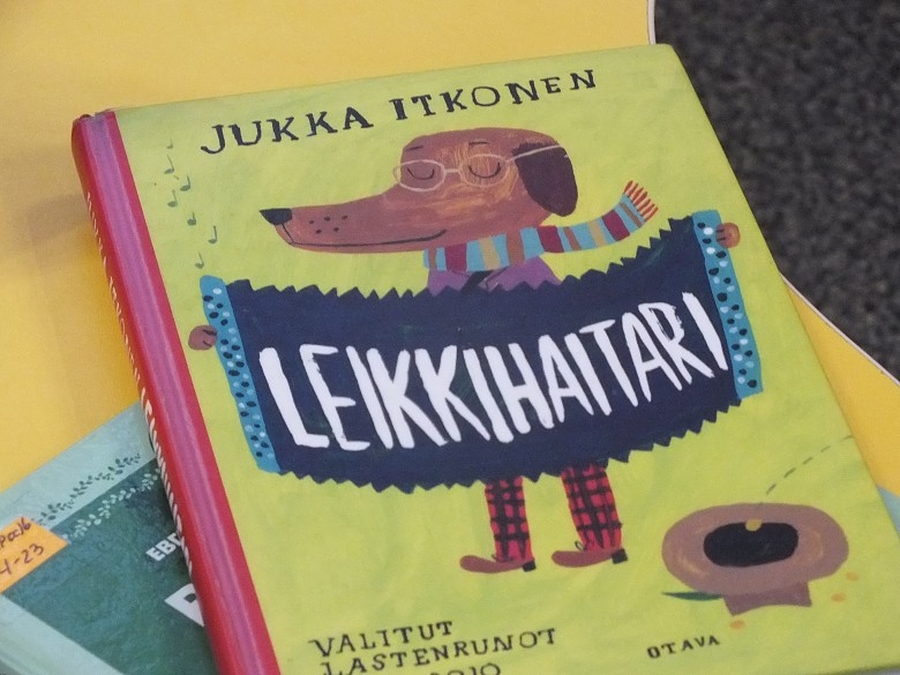 Юные гатчинцы познакомились с самым известным современным детским поэтом Финляндии