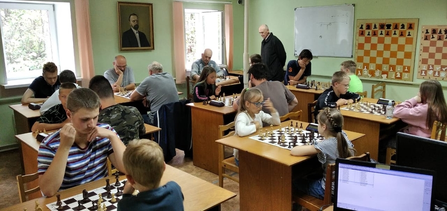 Гатчинские шахматисты отметил праздник турниром