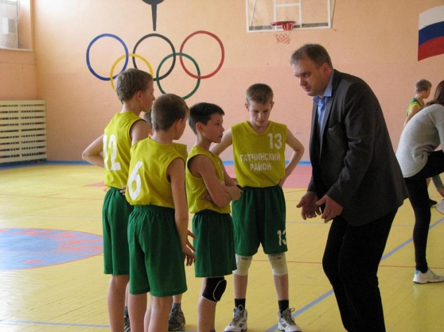 Новосветские баскетболисты - победители областного первенства