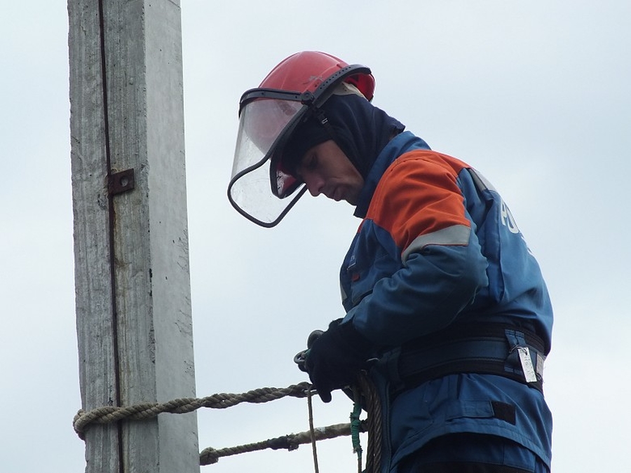 Ремонт электросетей в Гатчинском районе продолжится