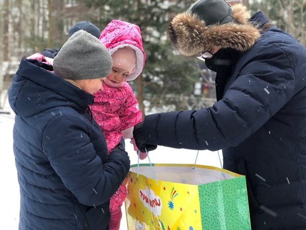 Поздравление новорожденных