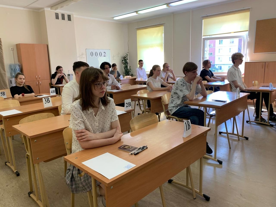 Выпускники Гатчинского района сдали ЕГЭ по русскому языку