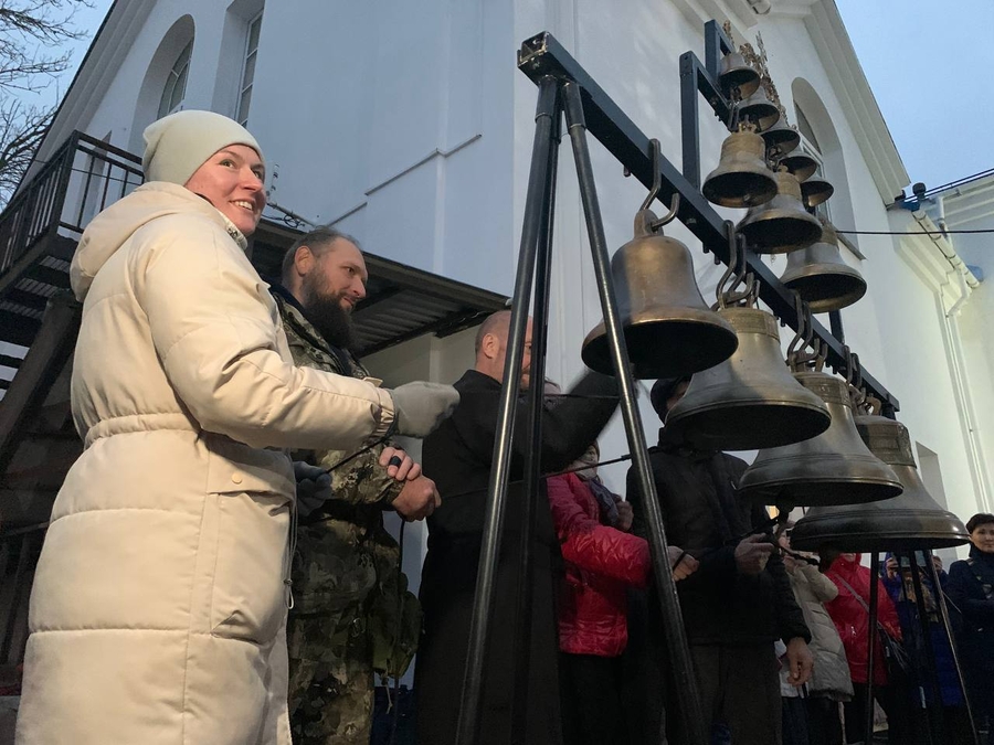 Звонари и певчие погрузили Гатчину в «Истоки»