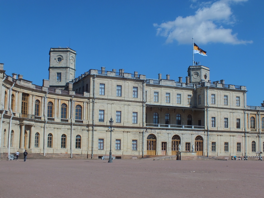 Гатчинский дворец приглашает на бесплатные экскурсии 