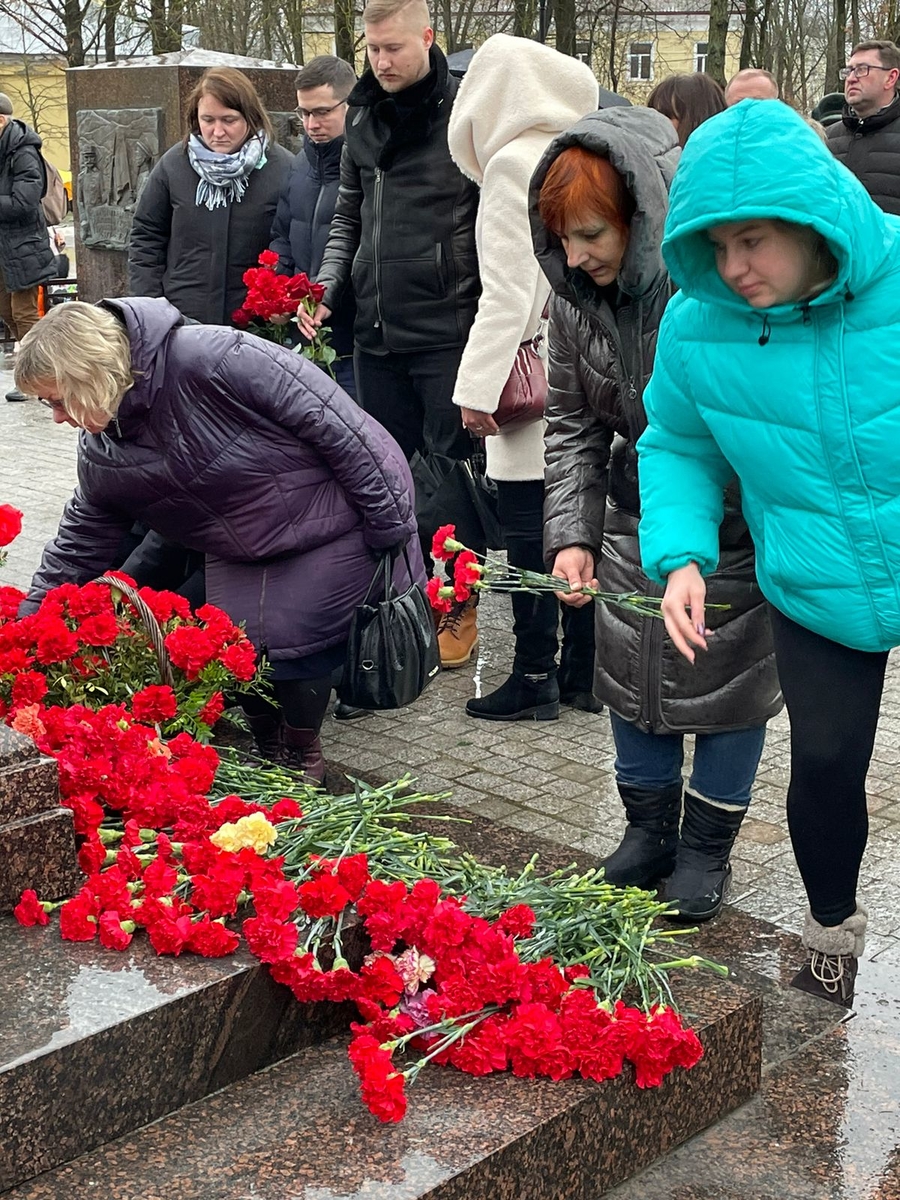В Гатчине отмечают День освобождения города от немецко-фашистских захватчиков