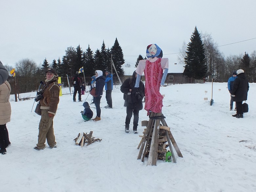 В Гатчинском районе проводили зиму по-русски и по-фински