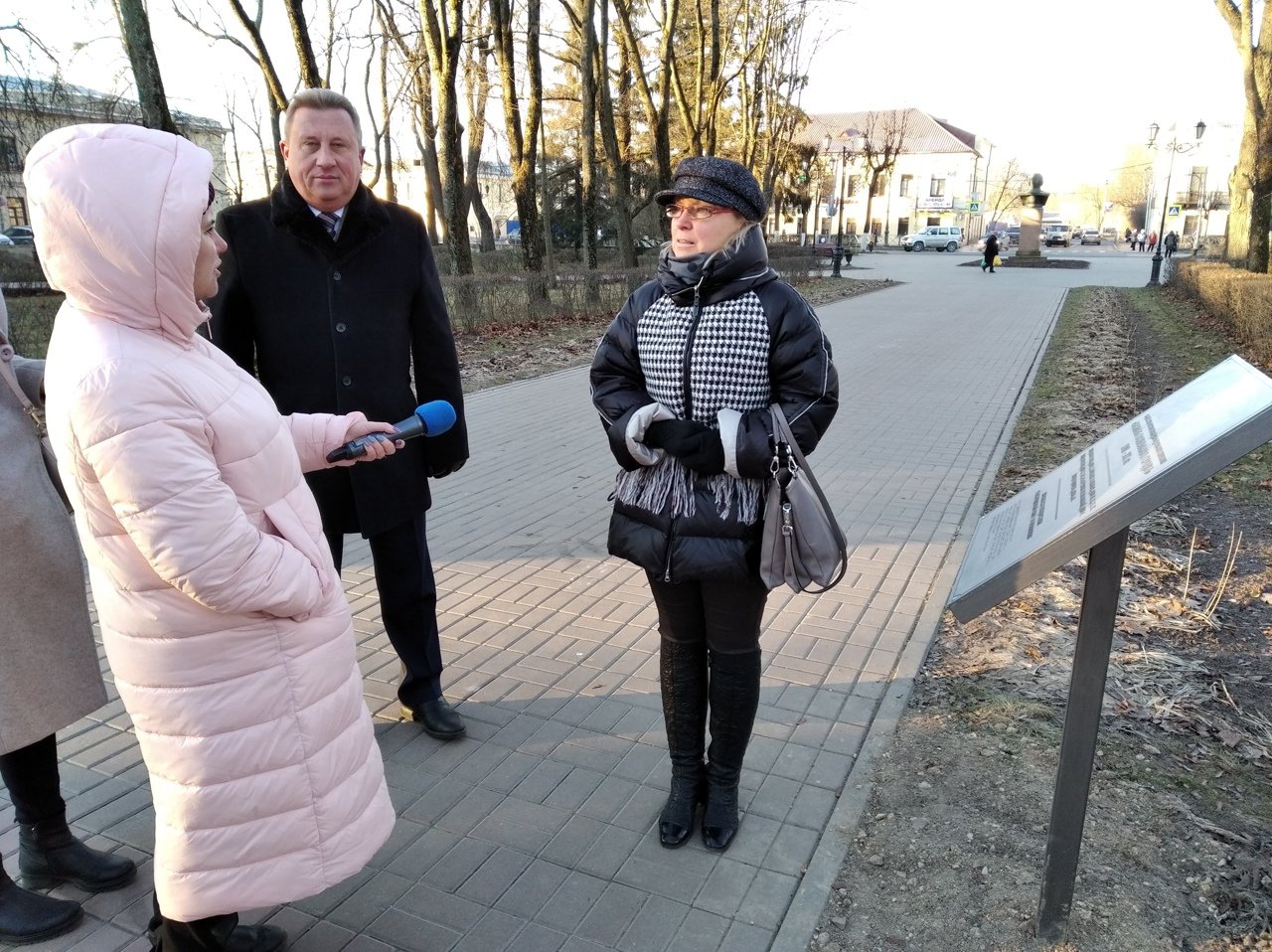 Гатчинская Служба Новостей — Госпитальный городок в Гатчине - объект  культурного значения. Об этом сообщает табличка