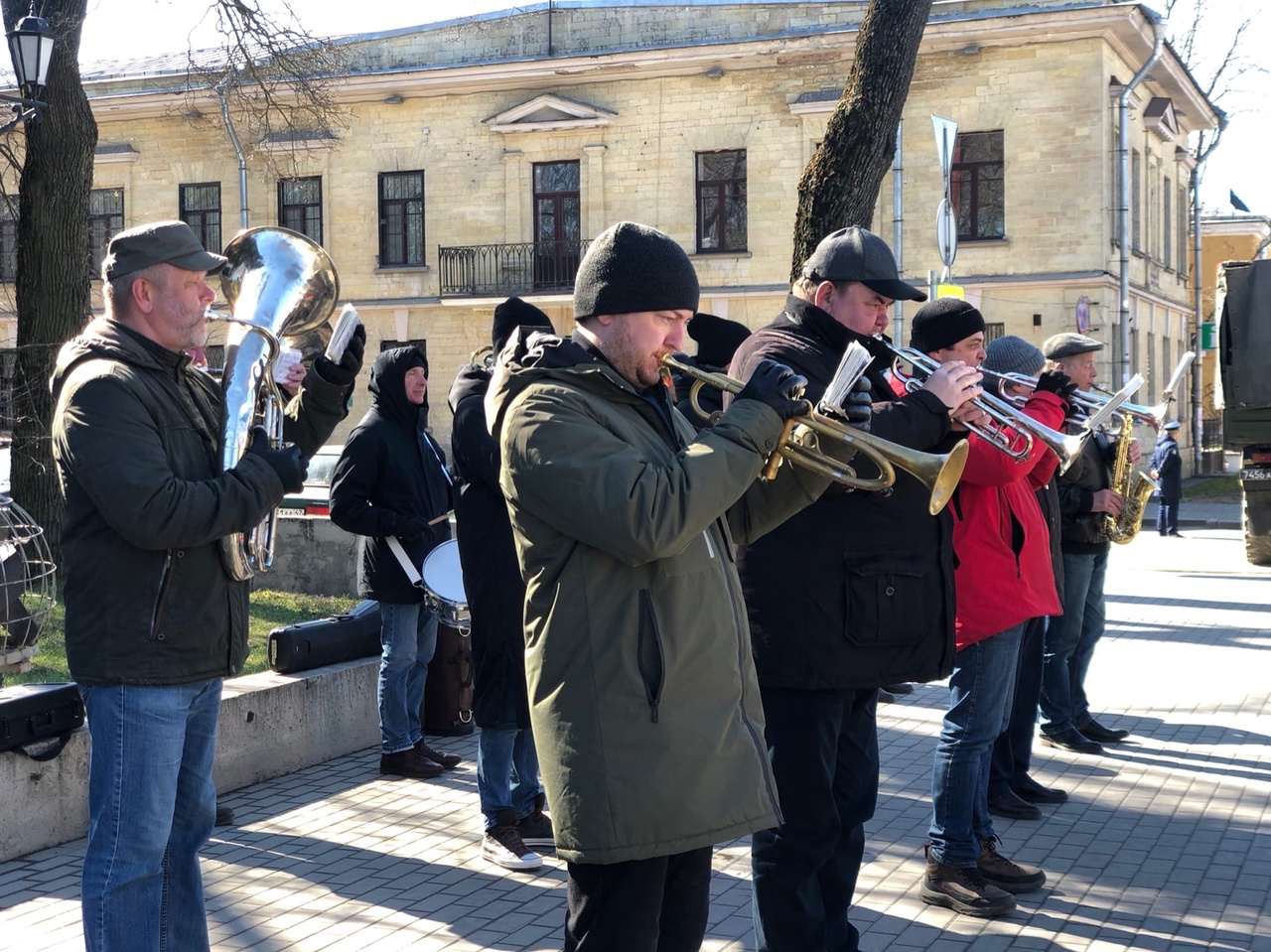 В субботу движение в центре Гатчины ограничат из-за репетиции парада к 9  мая | 05.05.2022 | Гатчина - БезФормата