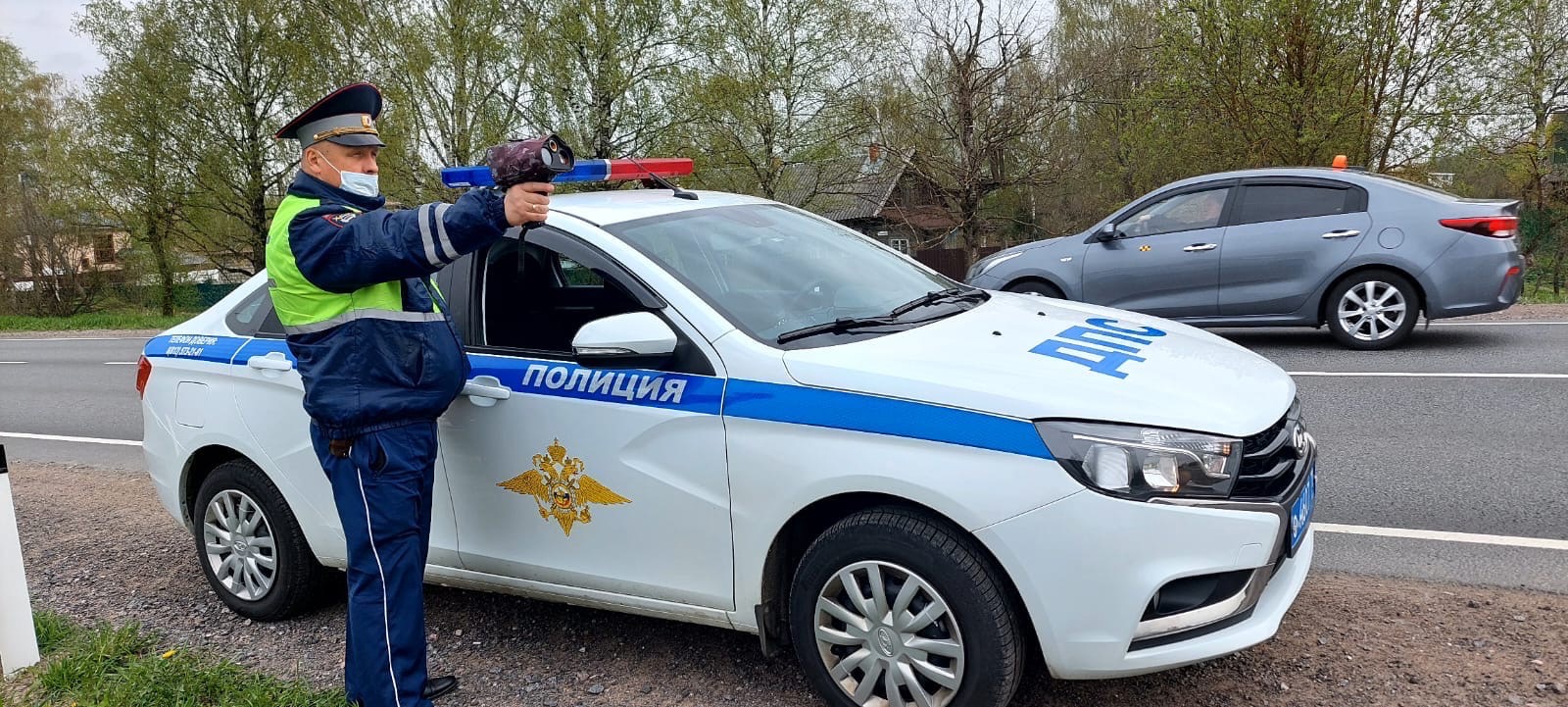 В Гатчине ловили нарушителей Правил дорожного движения | 23.05.2022 |  Гатчина - БезФормата