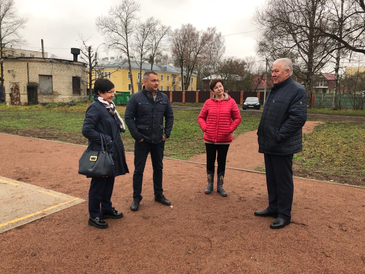 Как одновременно пинговать несколько адресов с записью в файл и временем