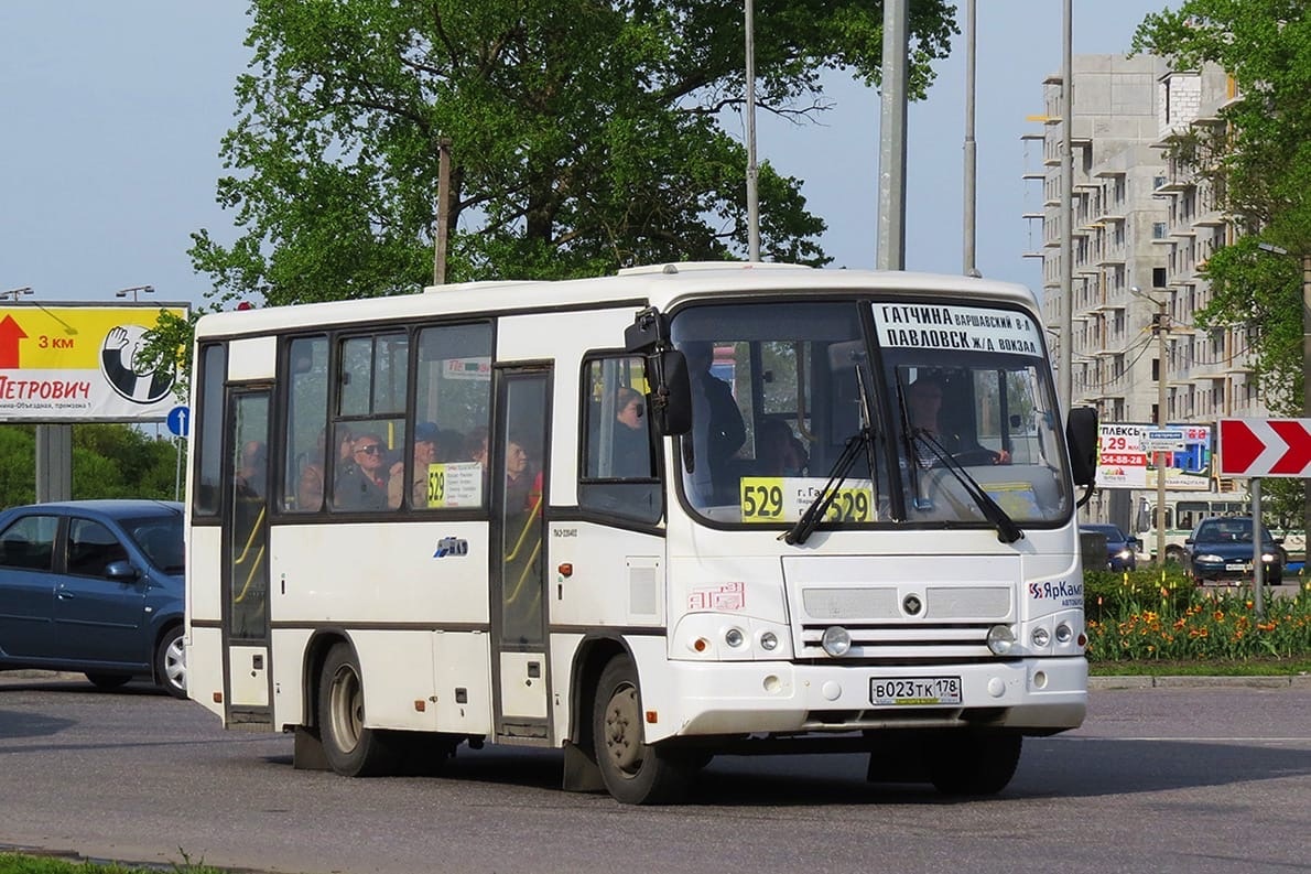 Автобус 529 маршрут. 527 Автобус Гатчина. 529 Автобус Гатчина Павловск. Автобус Коммунар Гатчина. Автобус 529 Гатчина Павловск сейчас.