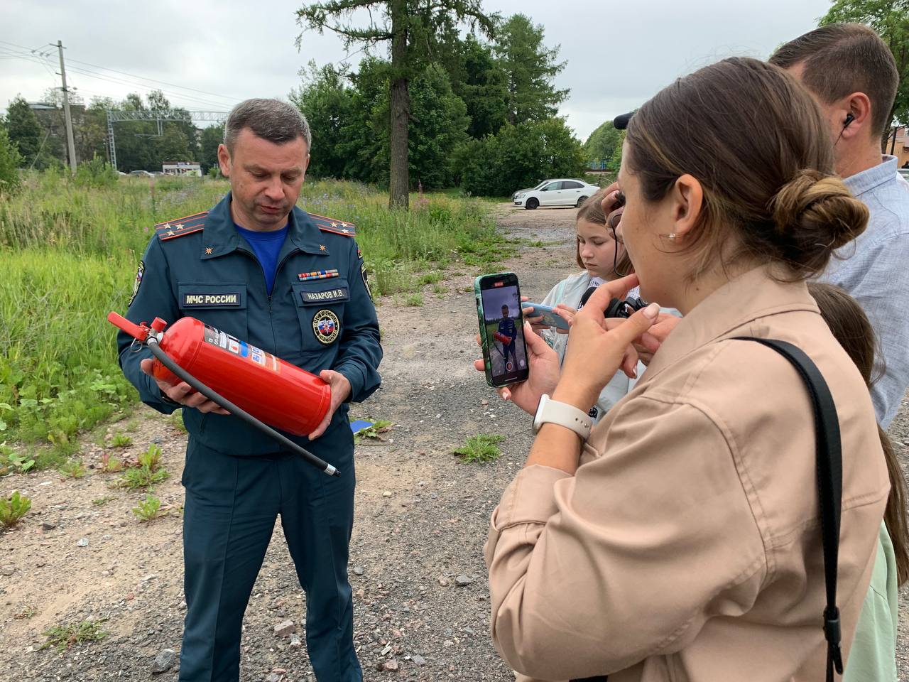 Пожарный ликбез прошёл в ТЦ 