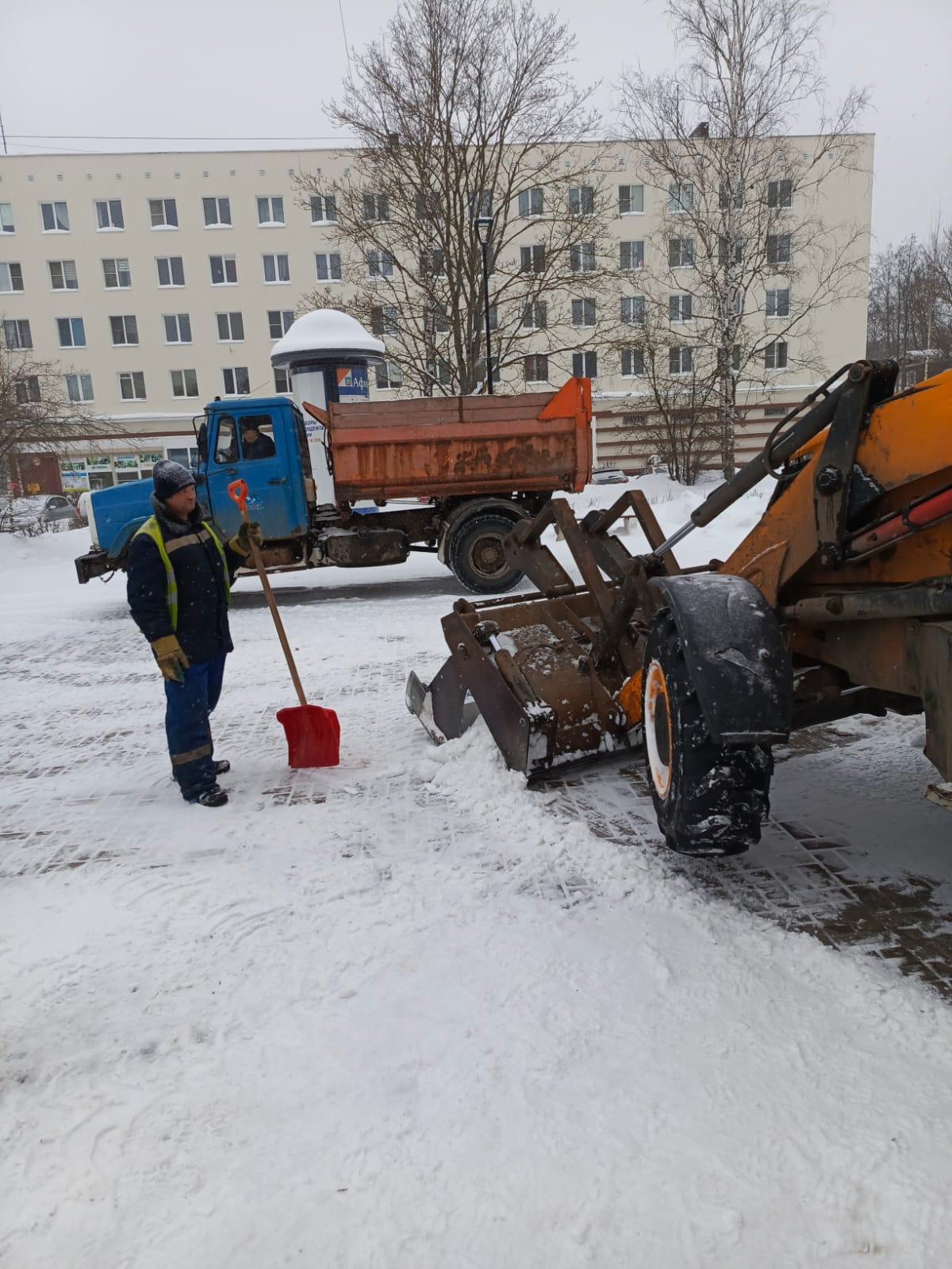 Гатчинская Служба Новостей — Гатчина устраняет последствия снегопада