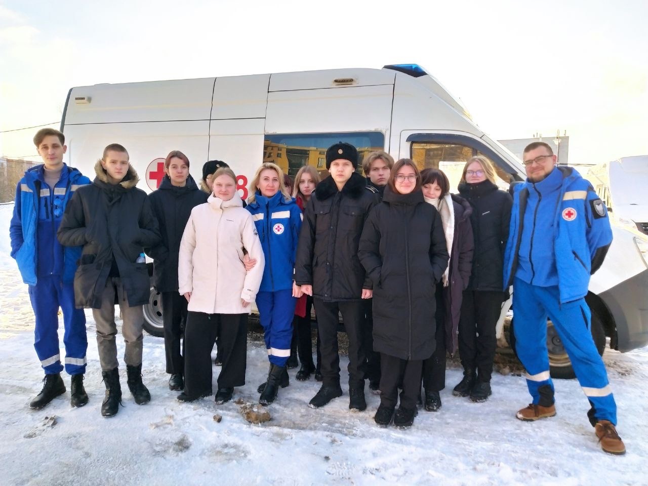 Гатчинские школьники узнали секреты скорой помощи | 22.02.2024 | Гатчина -  БезФормата