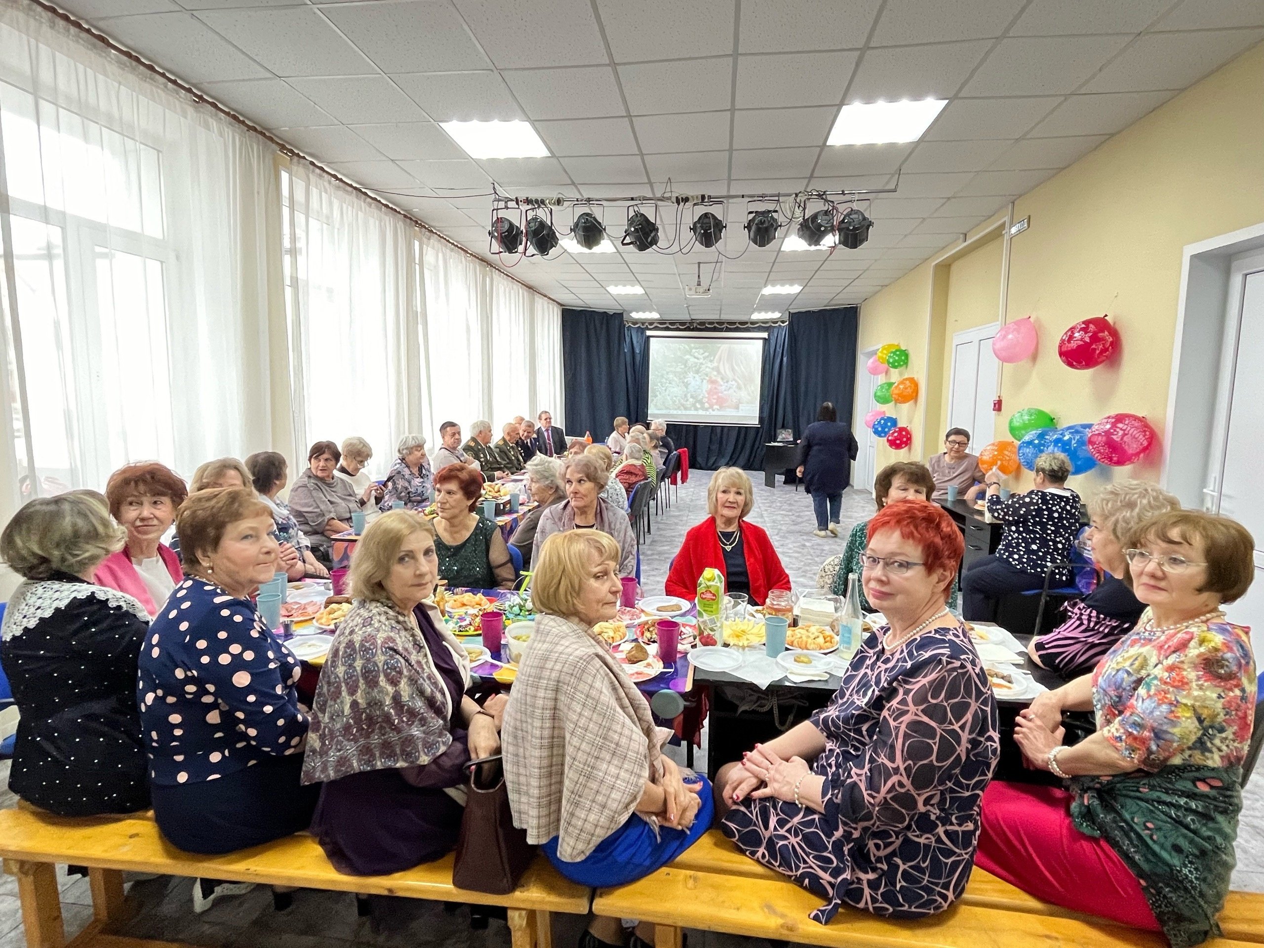 В Коммунаре встретили весну | 07.03.2024 | Гатчина - БезФормата