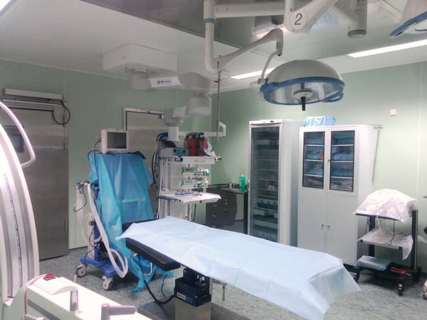 Гатчинцы смогут лечиться в новой клинике «Белоостров» по ОМС